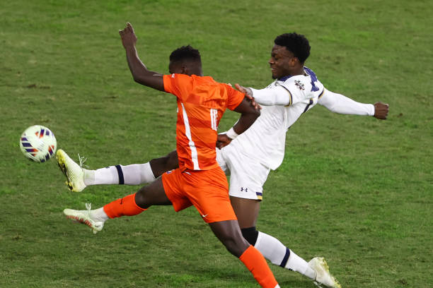 正是他能够 正是他能够